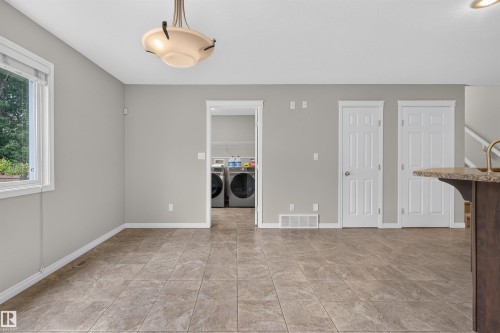 11910 93 Street Nw, Edmonton, AB 