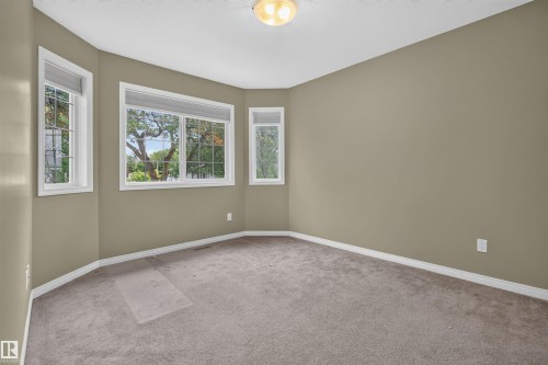 11910 93 Street Nw, Edmonton, AB 