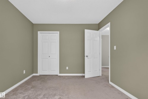 11910 93 Street Nw, Edmonton, AB 