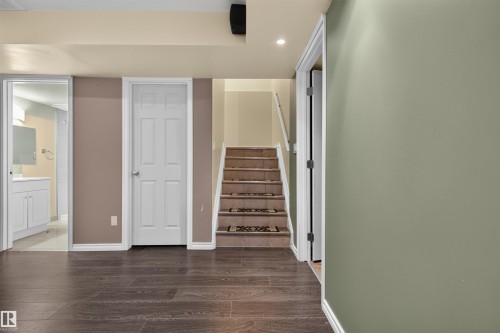 11910 93 Street Nw, Edmonton, AB 
