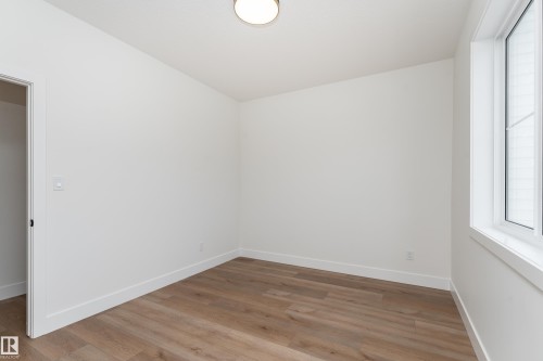 84 Maple Crescent, Gibbons, AB 