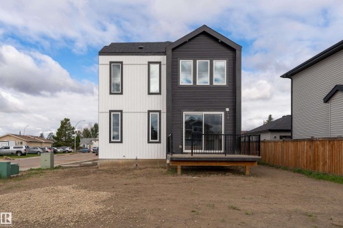 84 Maple Crescent, Gibbons, AB 