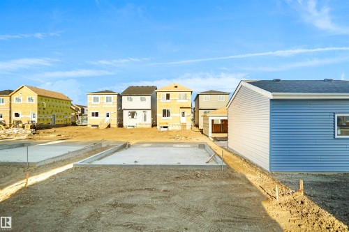 5115 Parc Reunis Way, Beaumont, AB - Outdoor