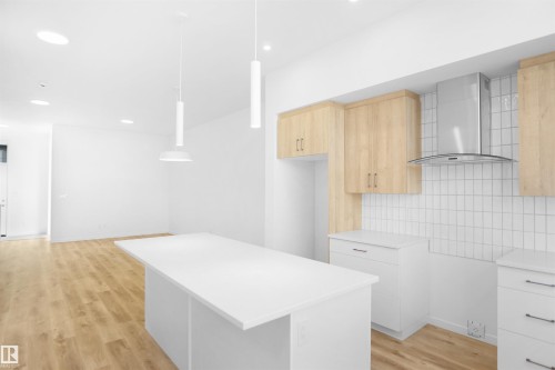 5115 Parc Reunis Way, Beaumont, AB - Indoor Photo Showing Kitchen