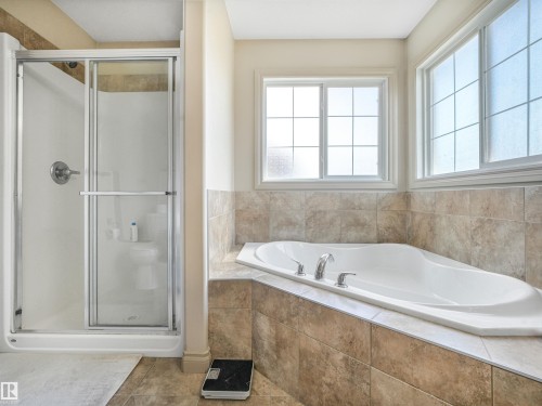 3897 Gallinger Loop Nw, Edmonton, AB 