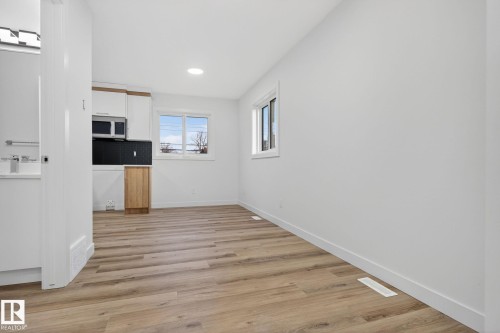 11927 90 Street Nw, Edmonton, AB 