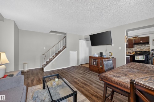 #102 14520 52 St Nw, Edmonton, AB - Indoor