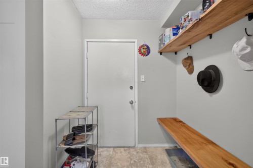 #102 14520 52 St Nw, Edmonton, AB - Indoor Photo Showing Other Room