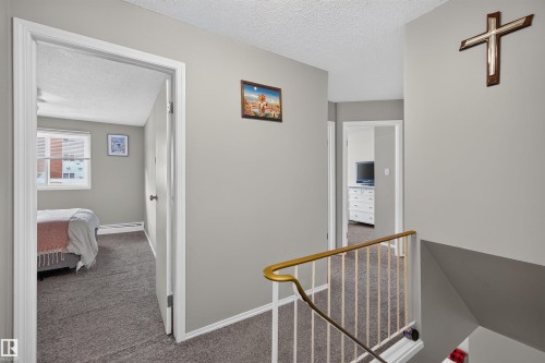 #102 14520 52 St Nw, Edmonton, AB - Indoor Photo Showing Other Room