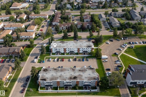 #102 14520 52 St Nw, Edmonton, AB - Outdoor With View