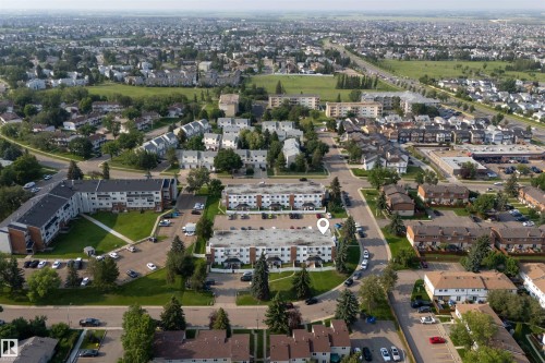 #102 14520 52 St Nw, Edmonton, AB - Outdoor With View