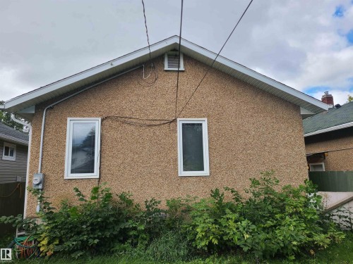 11143 127 Street Nw, Edmonton, AB 