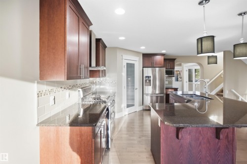 4408 Crabapple Landing Sw, Edmonton, AB 