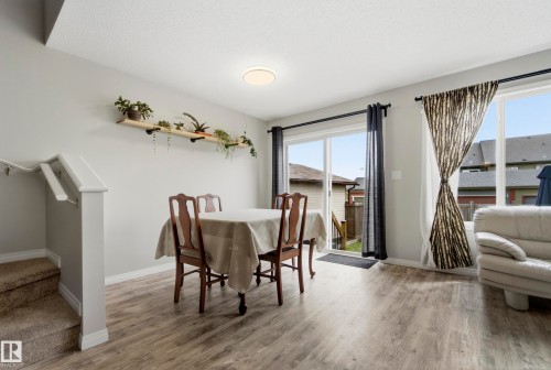 3805 Powell Wynd Sw, Edmonton, AB - Indoor Photo Showing Dining Room