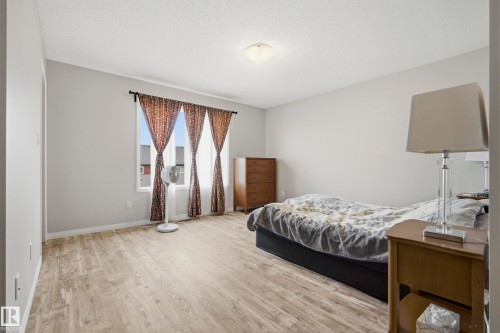 3805 Powell Wynd Sw, Edmonton, AB - Indoor Photo Showing Bedroom