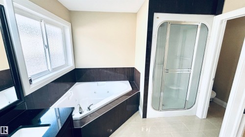 1515 68 Street Sw, Edmonton, AB 