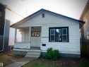9833 90 Avenue Nw, Edmonton, AB 