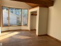9833 90 Avenue Nw, Edmonton, AB 