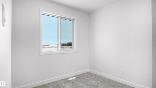 70 Elliott Wynd, Fort Saskatchewan, AB - Indoor Photo Showing Other Room