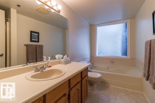 #207 10171 119 St Nw, Edmonton, AB 