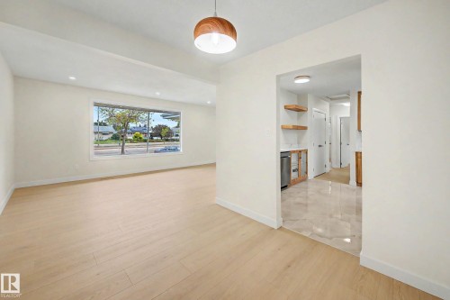 5707 90 Avenue Nw, Edmonton, AB 
