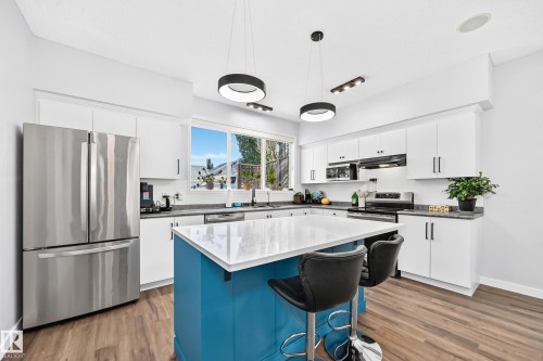 1115 80 Street Sw, Edmonton, AB 