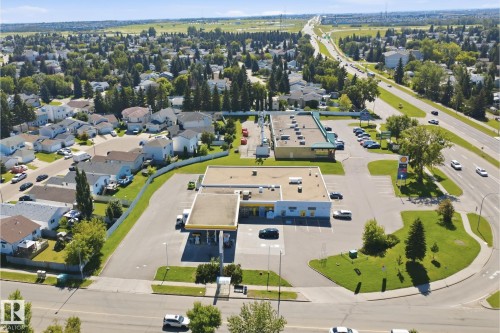 1720 49A Street Nw, Edmonton, AB 