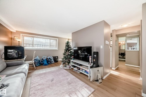 #102 10149 83 Av Nw, Edmonton, AB 