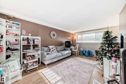#102 10149 83 Av Nw, Edmonton, AB 