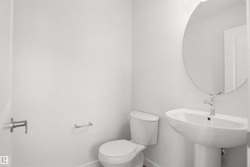 21354 128A Avenue Nw, Edmonton, AB - Indoor Photo Showing Bathroom