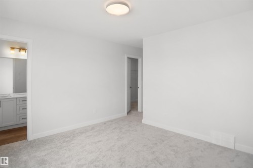 21354 128A Avenue Nw, Edmonton, AB - Indoor Photo Showing Other Room