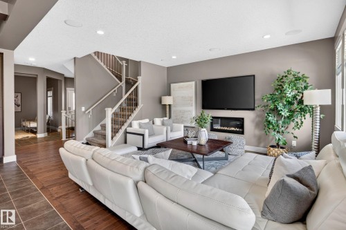 4394 Crabapple Crescent Sw, Edmonton, AB 