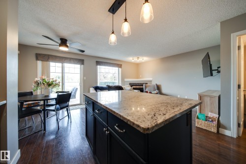 12218 16 Avenue Sw, Edmonton, AB 