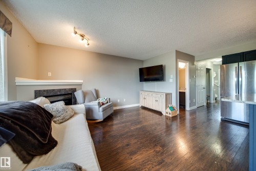 12218 16 Avenue Sw, Edmonton, AB 