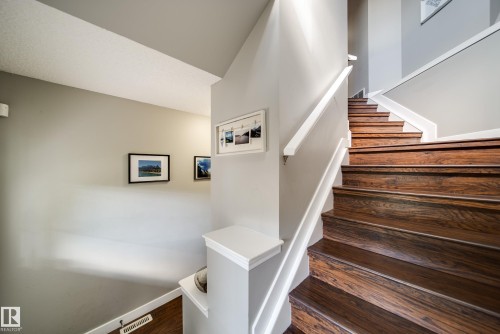12218 16 Avenue Sw, Edmonton, AB 