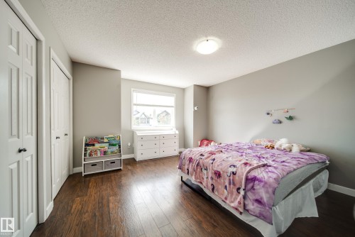 12218 16 Avenue Sw, Edmonton, AB 