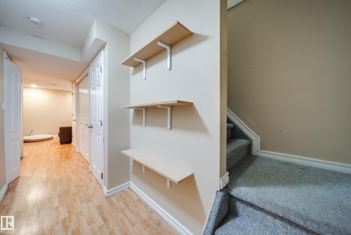 12218 16 Avenue Sw, Edmonton, AB 