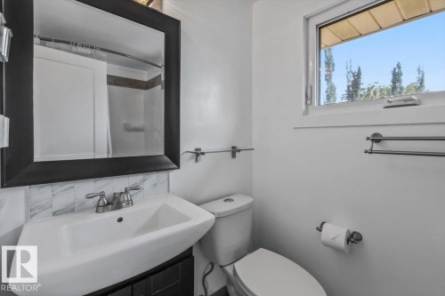 11728 33A Avenue Nw, Edmonton, AB 