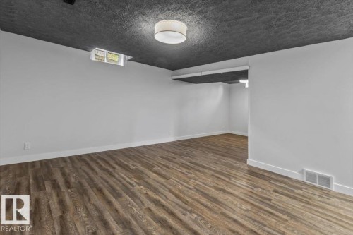 11728 33A Avenue Nw, Edmonton, AB 