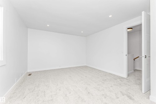 155 Woodborough Way Nw, Edmonton, AB 