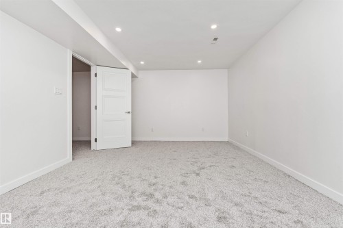 155 Woodborough Way Nw, Edmonton, AB 