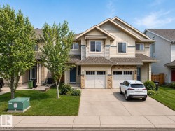 1668 CHAPMAN Way SW  Edmonton, AB T6W 0Y5