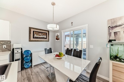 16320 12 Avenue Sw, Edmonton, AB 
