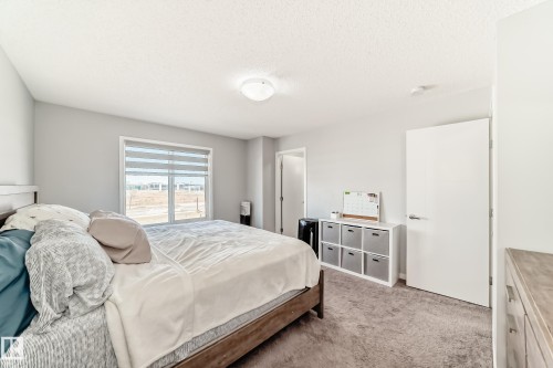 16320 12 Avenue Sw, Edmonton, AB 