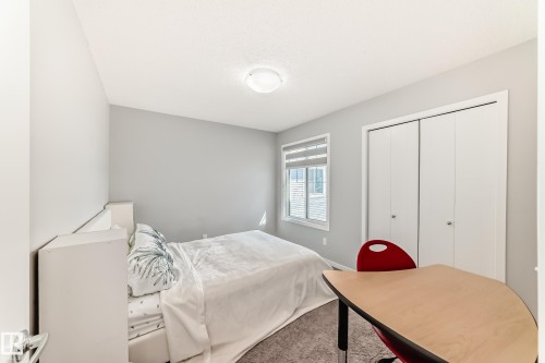 16320 12 Avenue Sw, Edmonton, AB 