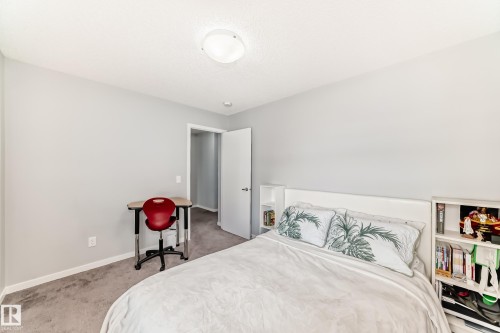 16320 12 Avenue Sw, Edmonton, AB 