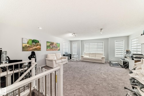 16320 12 Avenue Sw, Edmonton, AB 