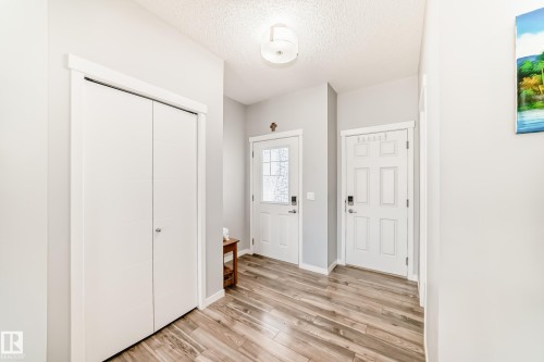 16320 12 Avenue Sw, Edmonton, AB 