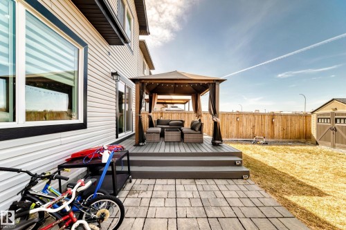 16320 12 Avenue Sw, Edmonton, AB 