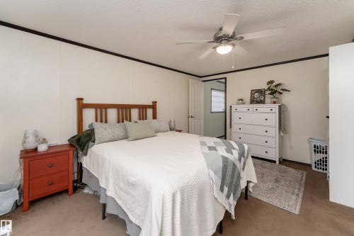 422 Oak Wood Crescent Northwest, Edmonton, AB 